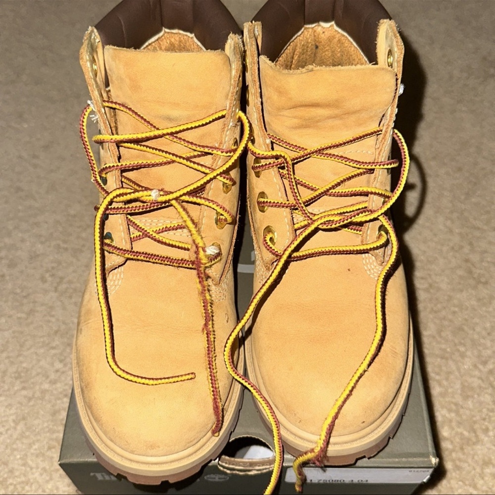 Kids Timberland. Size 1y